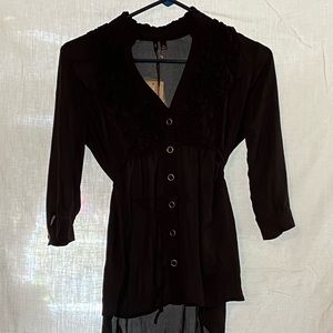 black high-low button down blouse